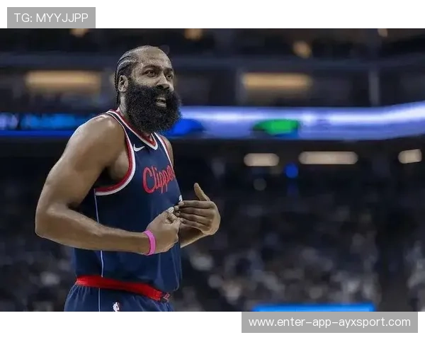 哈登造犯规稳稳罚进,快船锁定胜果