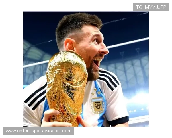 梅西参加新书发布会并签售，作品记录人生与足球的双重温度